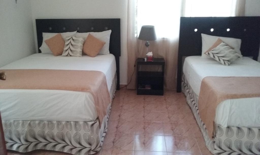 Room in Cancun Deluxe Buitenkant foto